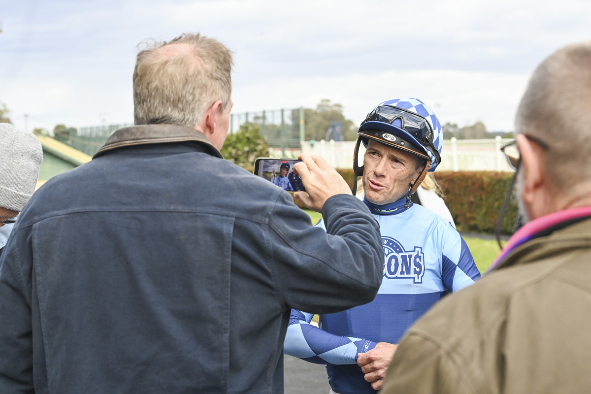 Northern Eyes Jockey Jay Ford - Hawkesbury 010824