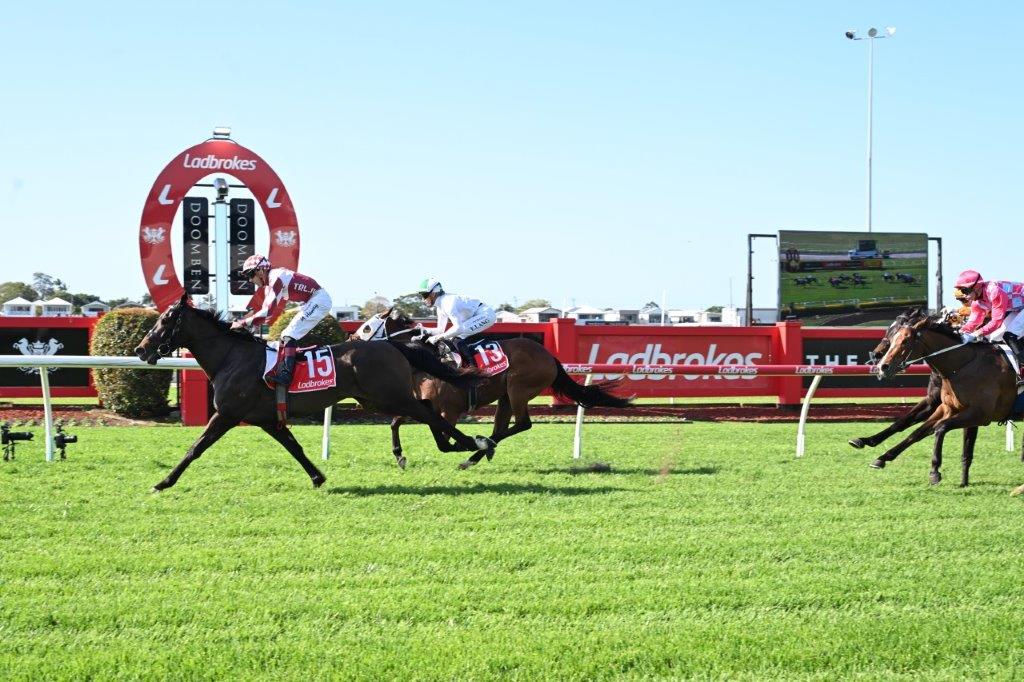 Bollinger Miss pops the champagne (maiden win) at Doomben 180924